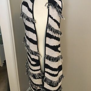 Chico’s Sleeveless sweater